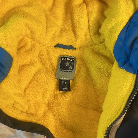 3 pc weather set, LL Bean Fleece vest, ski jacket, and mittens, size: 12-18 mo - Picture 5 of 9